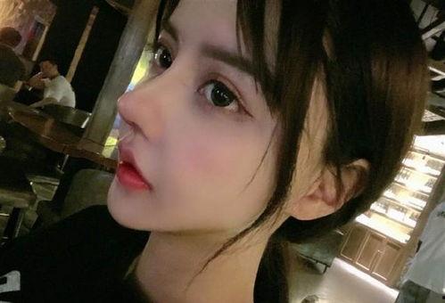 16岁网红少女整容,整容背后的青春故事
